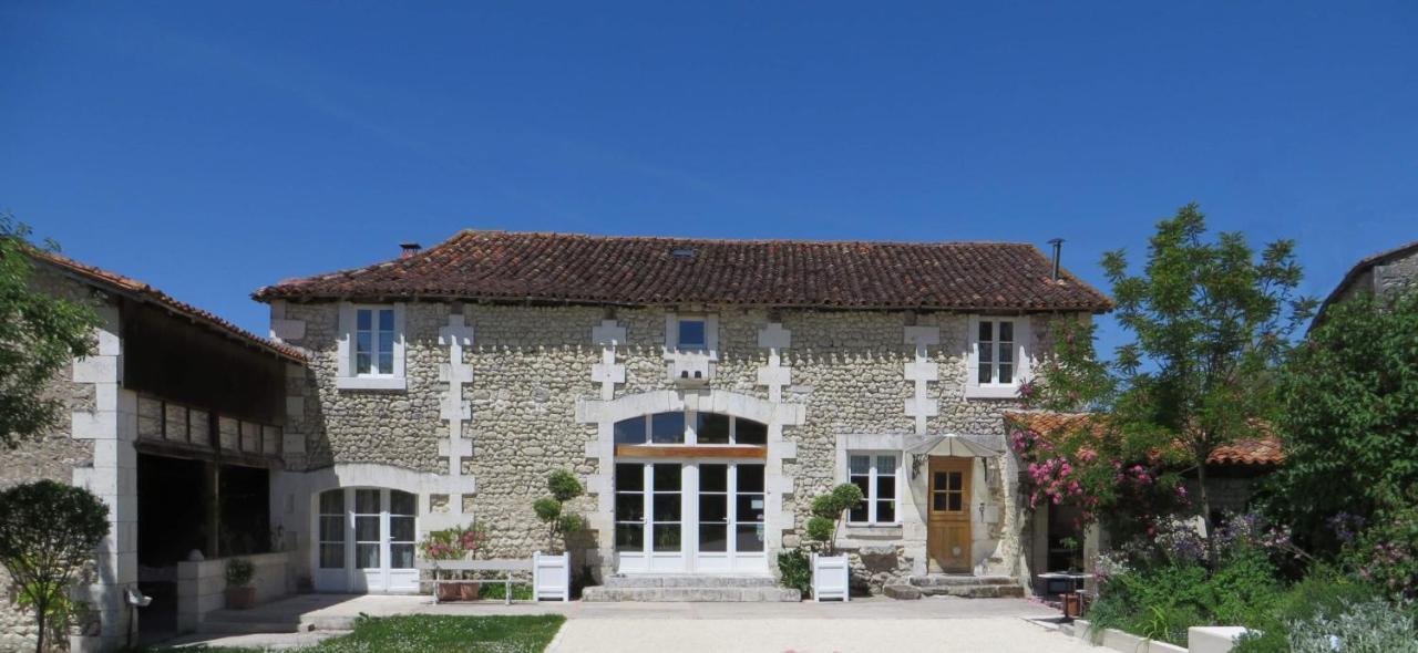La Grange De Lucie -Chambres D'Hotes En Perigord-Dordogne Nanteuil-Auriac-de-Bourzac Eksteriør billede