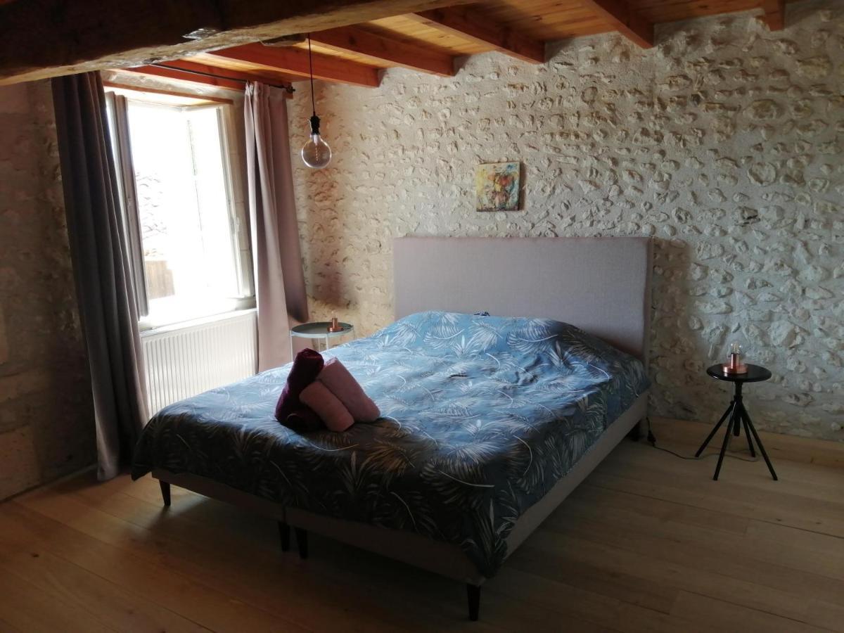 La Grange De Lucie -Chambres D'Hotes En Perigord-Dordogne Nanteuil-Auriac-de-Bourzac Eksteriør billede